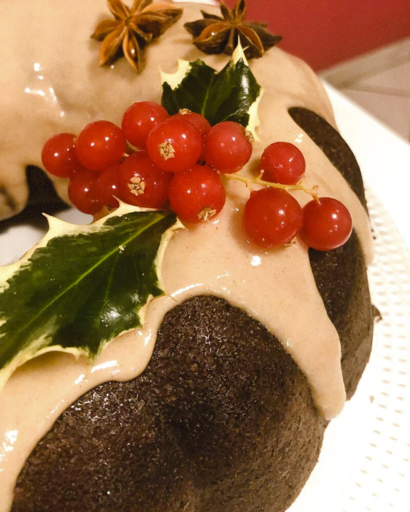 Vegan Bundt Gingerbread Cake - immagine 2